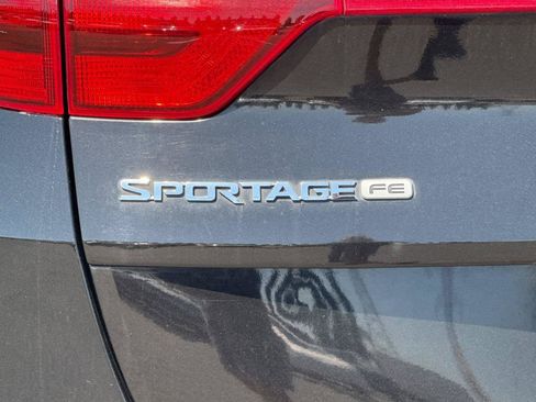 Used 2019 Kia Sportage LX FWD image 25