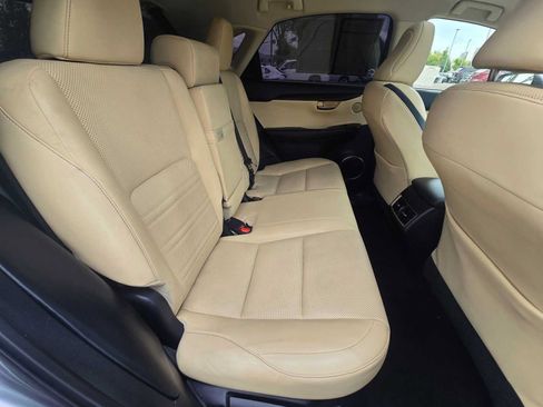 Used 2015 Lexus NX 300h FWD w/ Premium Package image 12