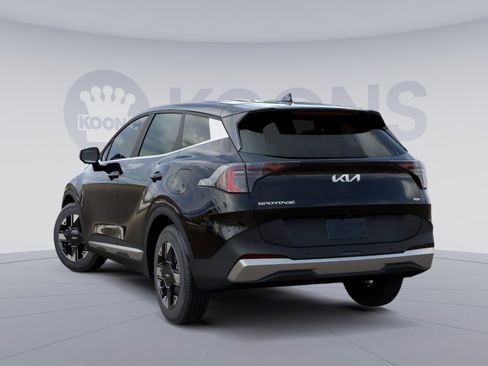 New 2026 Kia Sportage LX image 5