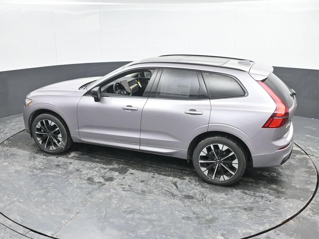 New 2026 Volvo XC60 B5 Plus w/ Protection Package Premier AWD/4WD image 35