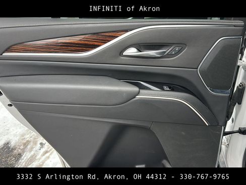 Used 2022 Cadillac Escalade Luxury image 33