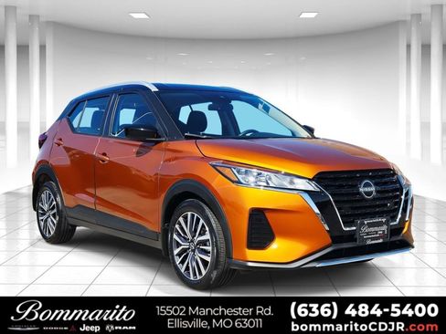 Used 2024 Nissan Kicks SV FWD image 1