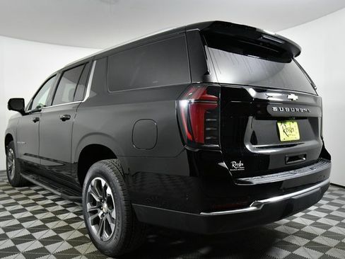 New 2026 Chevrolet Suburban LS image 13