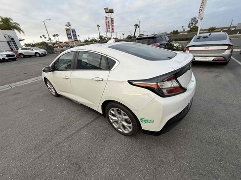 Used 2017 Chevrolet Volt Premier w/ Driver Confidence II Package FWD image 66