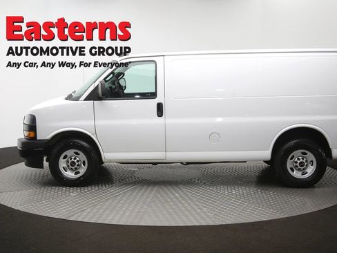 Used 2020 GMC Savana 3500 w/ Driver Convenience Package RWD image 60