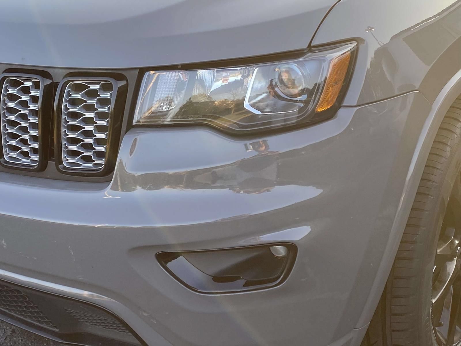 Used 2020 Jeep Grand Cherokee Altitude AWD/4WD image 5