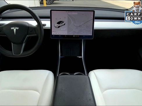 Used 2020 Tesla Model 3 Standard Range Plus image 13