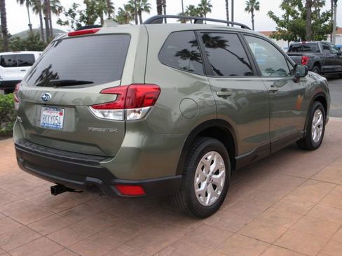Used 2019 Subaru Forester w/ Alloy Wheel Package image 4