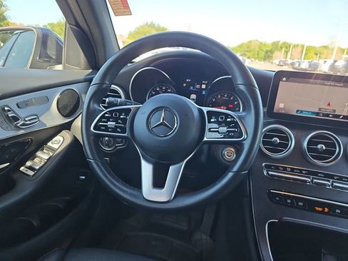 Used 2022 Mercedes-Benz GLC 300 4MATIC image 9