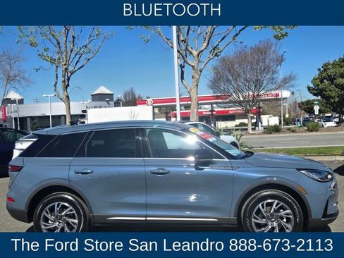 Used 2025 Lincoln Corsair FWD w/ Equipment Group 101A image 6