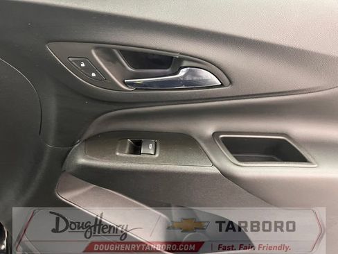 Used 2022 Chevrolet Equinox LT FWD image 40