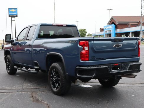 Used 2025 Chevrolet Silverado 2500 Custom w/ Custom Value Package AWD/4WD image 7