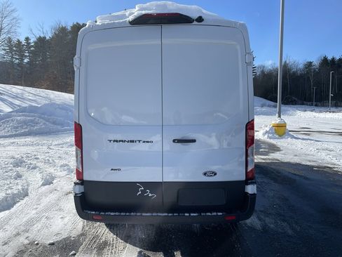 New 2026 Ford F250 XL w/ XL Chrome Package image 4