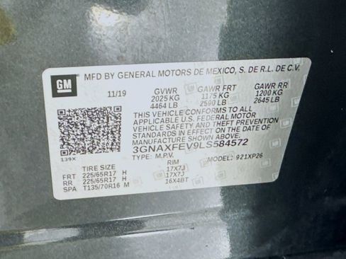 Used 2020 Chevrolet Equinox LS w/ LPO, Cargo Package FWD image 32