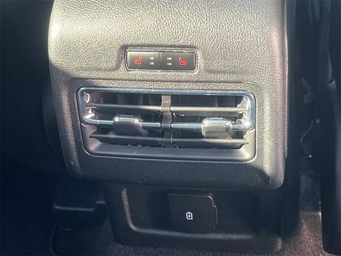 Used 2022 Lincoln Corsair Reserve w/ Equipment Group 201A image 17