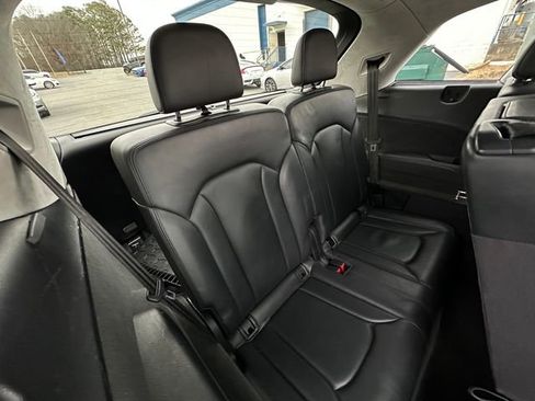 Used 2017 Audi Q7 3.0T Prestige image 36