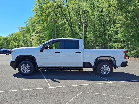 Used 2026 Chevrolet Silverado 2500 W/T AWD/4WD image 4