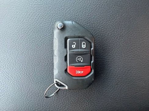 Certified 2025 Jeep Wrangler Unlimited Sahara AWD/4WD image 25