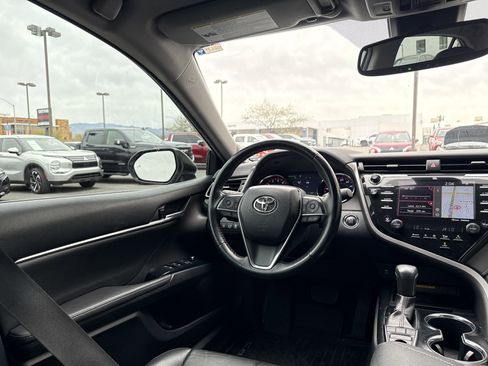 Used 2019 Toyota Camry XSE w/ Driver Assist Package image 17