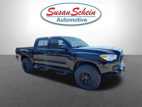 Used 2023 Toyota Tacoma SR5 image 22