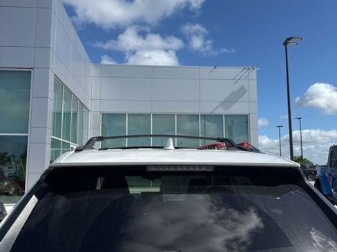 Used 2024 Toyota RAV4 XLE Premium FWD image 4