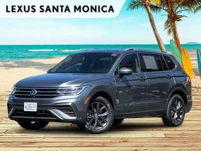 Used 2023 Volkswagen Tiguan SE