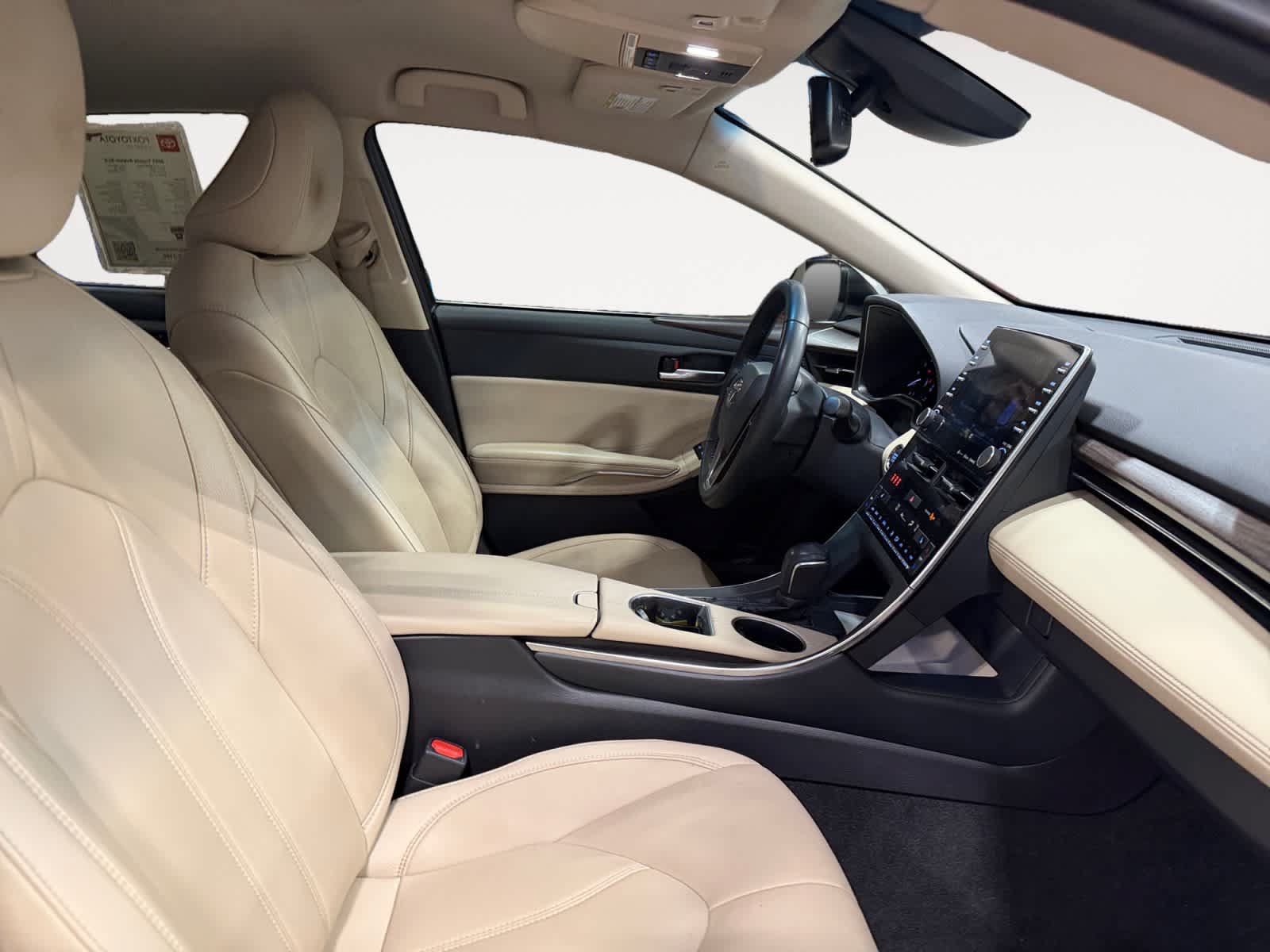 Used 2021 Toyota Avalon XLE FWD image 16