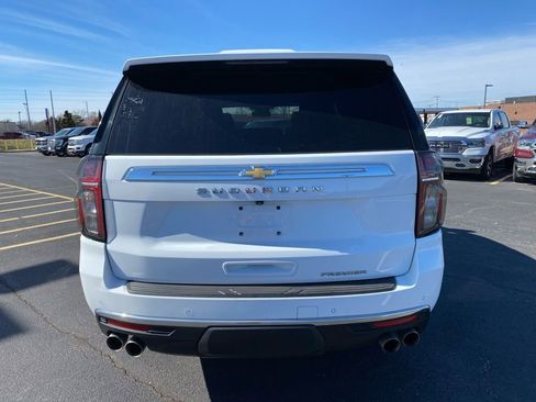Used 2023 Chevrolet Suburban Premier image 10