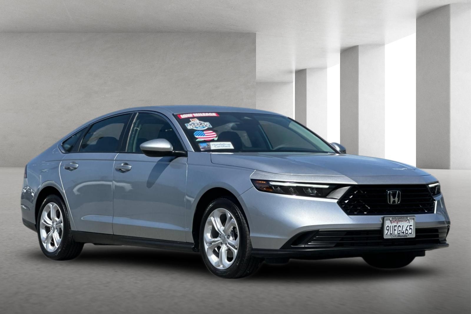 Certified 2025 Honda Accord LX image 2