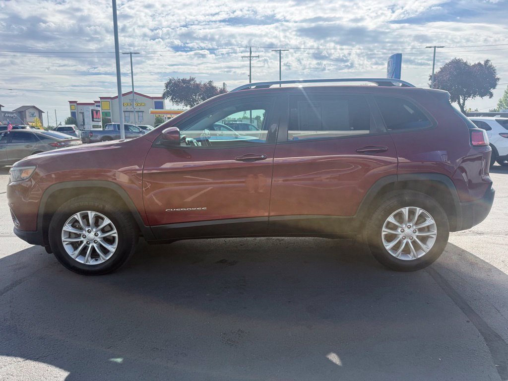 Used 2020 Jeep Cherokee Latitude AWD/4WD image 7