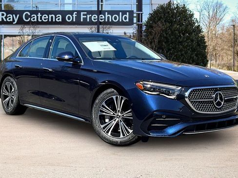 New 2026 Mercedes-Benz E 450 4MATIC Sedan image 2