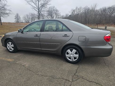 Used 2006 Toyota Camry XLE image 9