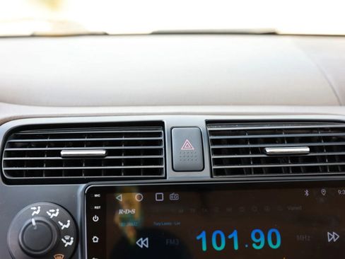 Used 2003 Honda Civic LX image 31