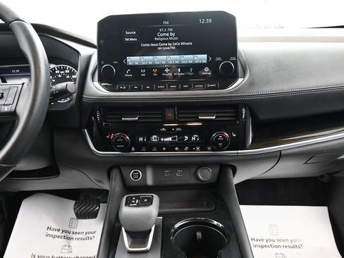 Used 2023 Nissan Rogue SL w/ SL Premium Package image 22