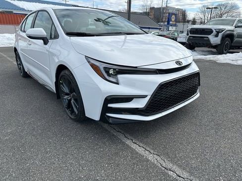 New 2026 Toyota Corolla SE image 6