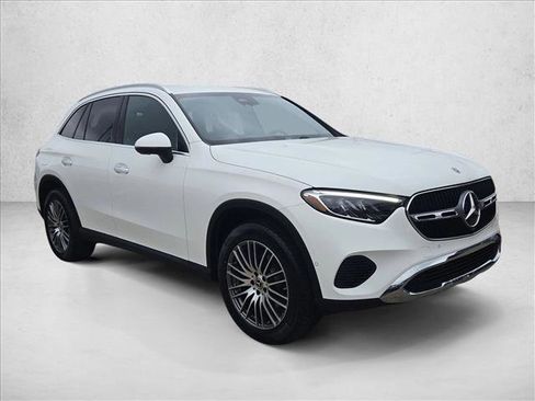 Certified 2026 Mercedes-Benz GLC 300 image 3