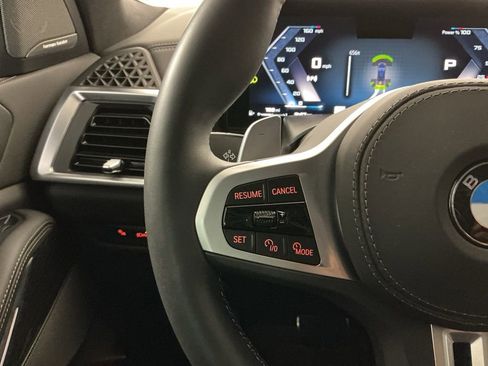 Used 2025 BMW X5 M60i w/ Executive Package image 15