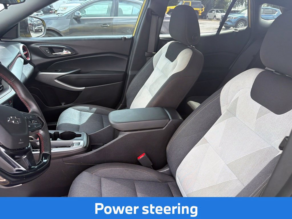 Used 2024 Chevrolet Trax RS w/ Driver Confidence Package FWD image 20