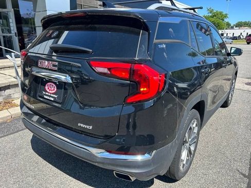 Used 2019 GMC Terrain SLT w/ Preferred Package AWD/4WD image 3