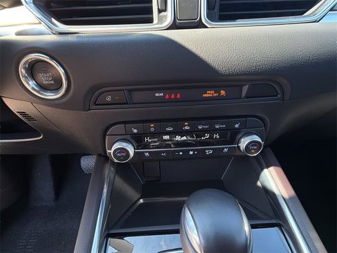 Used 2023 MAZDA CX-5 Signature image 29
