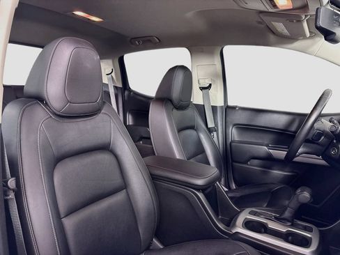 Used 2018 Chevrolet Colorado LT AWD/4WD image 30