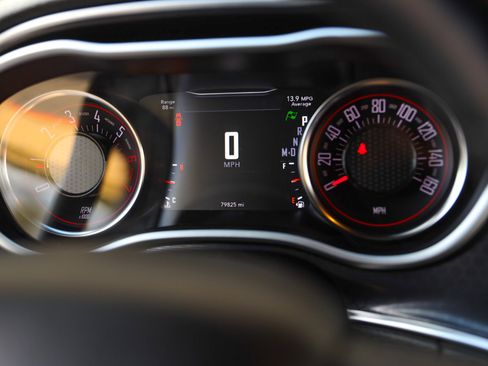 Used 2018 Dodge Challenger R/T Plus image 21