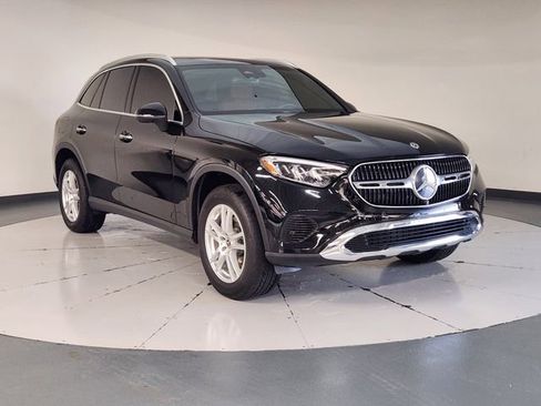 Used 2023 Mercedes-Benz GLC 300 image 7