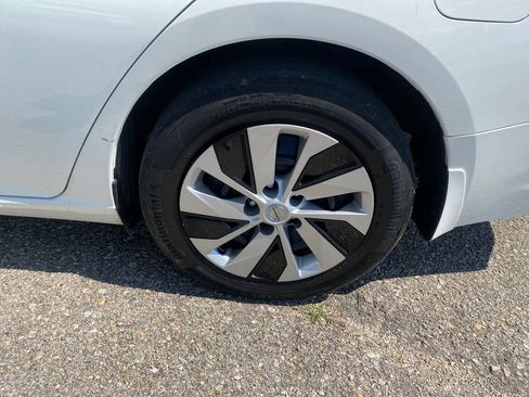 Used 2022 Nissan Altima 2.5 S FWD image 17