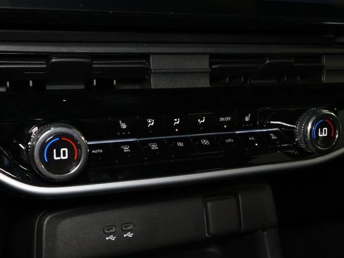 Used 2025 Honda Prologue EX image 31