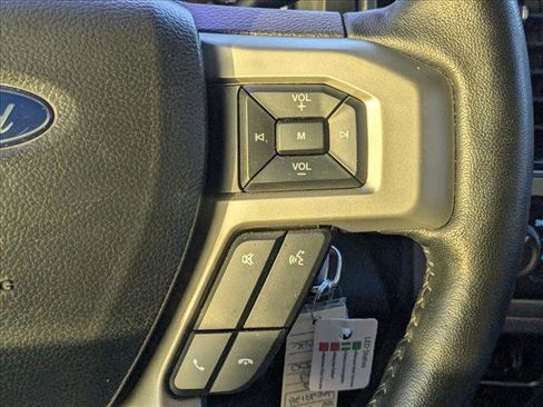 Used 2022 Ford F350 Lariat w/ Lariat Value Package AWD/4WD image 5