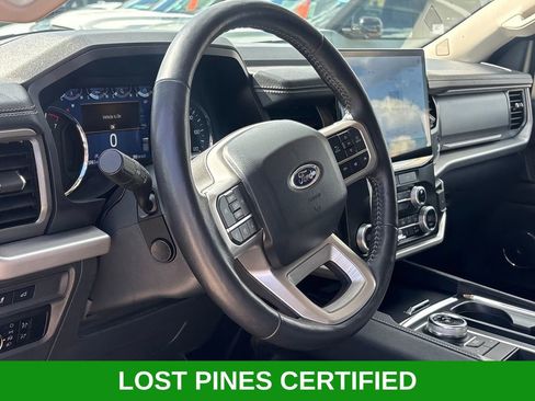 Used 2024 Ford Expedition Max XLT image 7