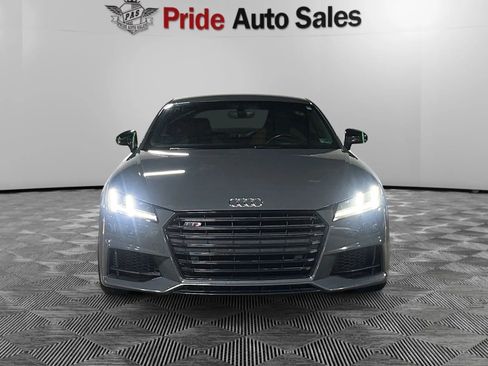 Used 2018 Audi TTS 2.0T Coupe image 2