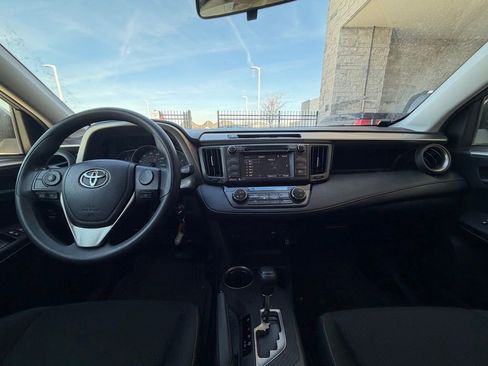 Used 2015 Toyota RAV4 XLE image 24