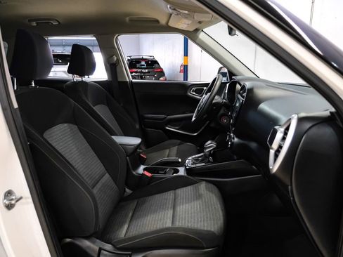 Used 2021 Kia Soul S image 30